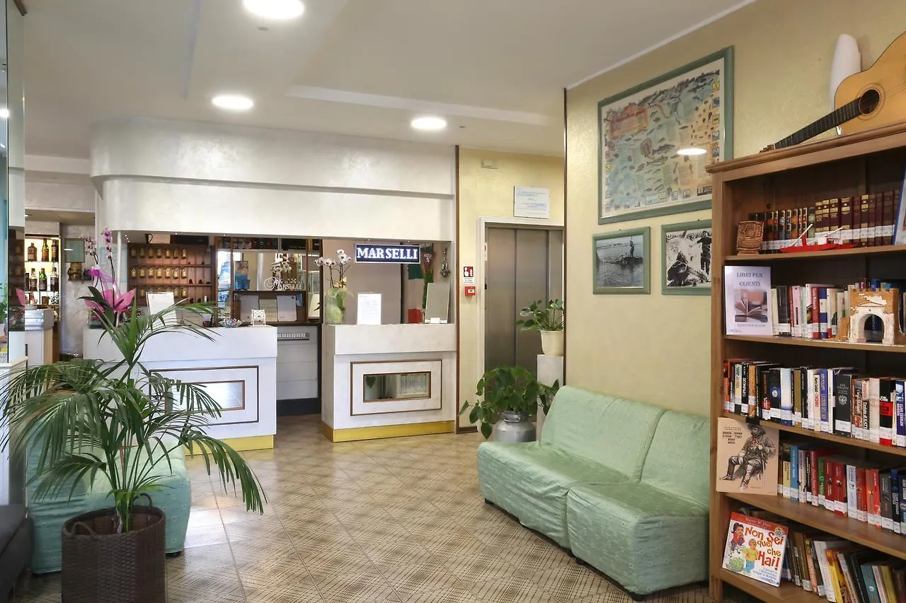 马赛里酒店 里米尼 酒店